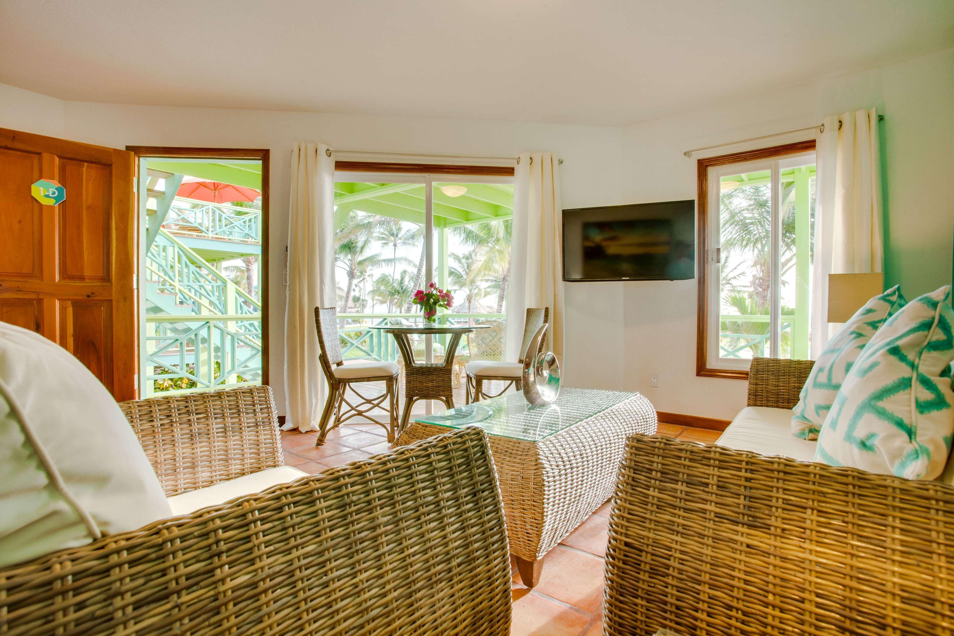 Costa Blu Beach Resort, Trademark Collection By Wyndham (Adults Only) San Pedro  Ngoại thất bức ảnh