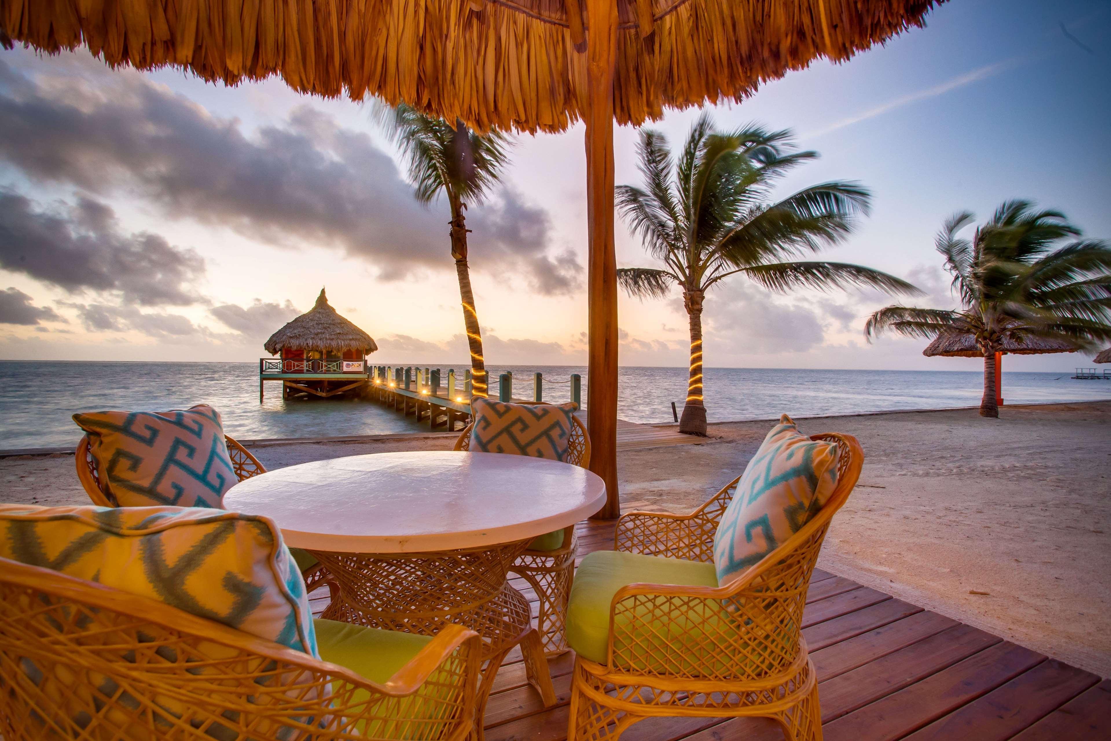 Costa Blu Beach Resort, Trademark Collection By Wyndham (Adults Only) San Pedro  Ngoại thất bức ảnh