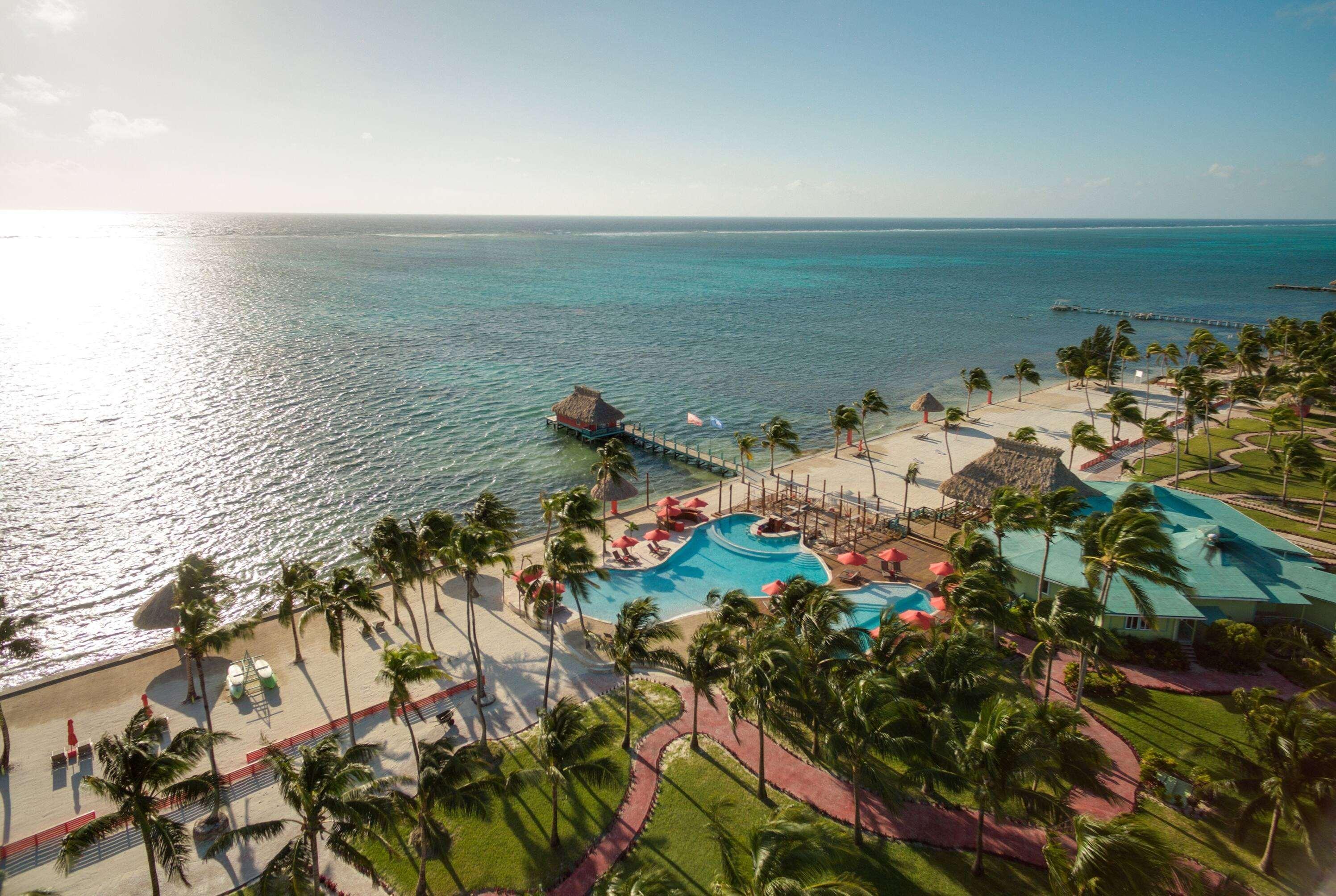 Costa Blu Beach Resort, Trademark Collection By Wyndham (Adults Only) San Pedro  Ngoại thất bức ảnh